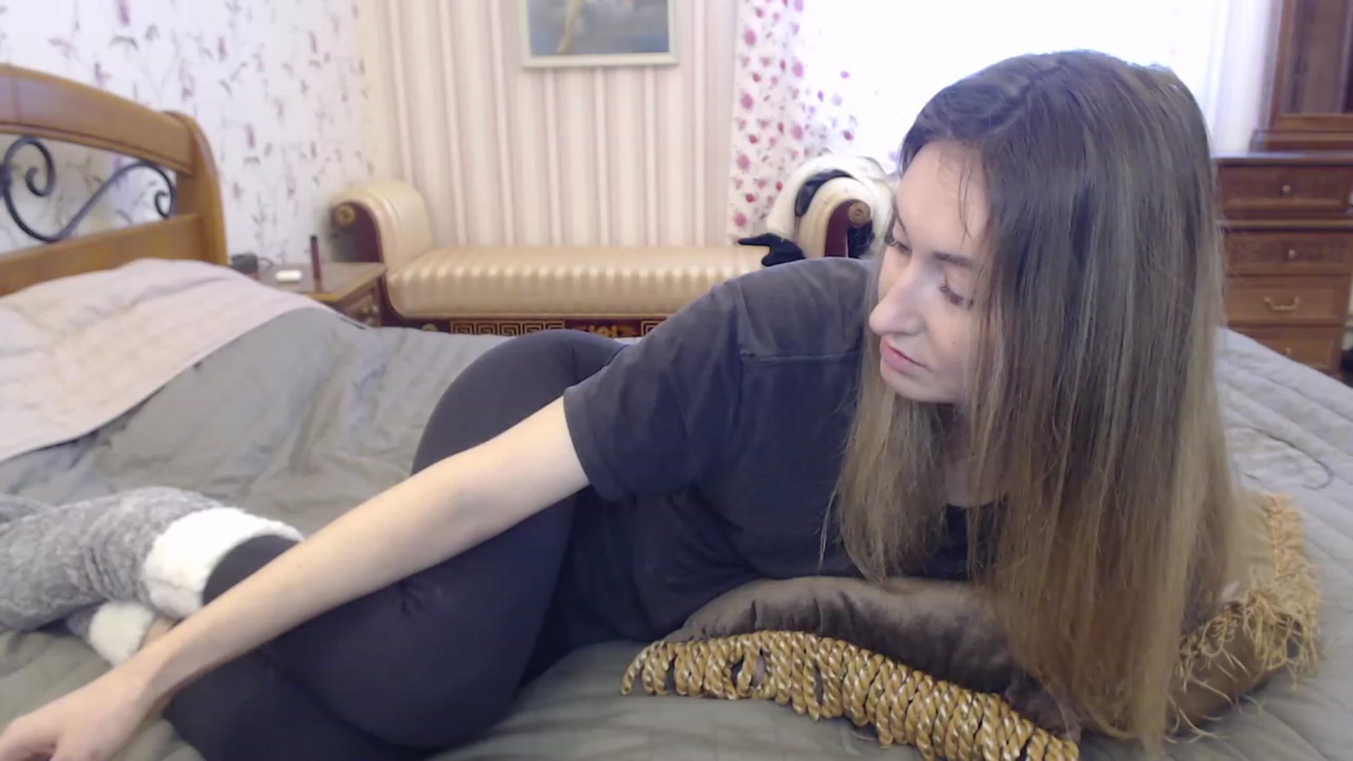Gallery image thumbnail from Veronica_4u's myfreecams stream on, 01/30/2023, 09:04 image 14 of 20