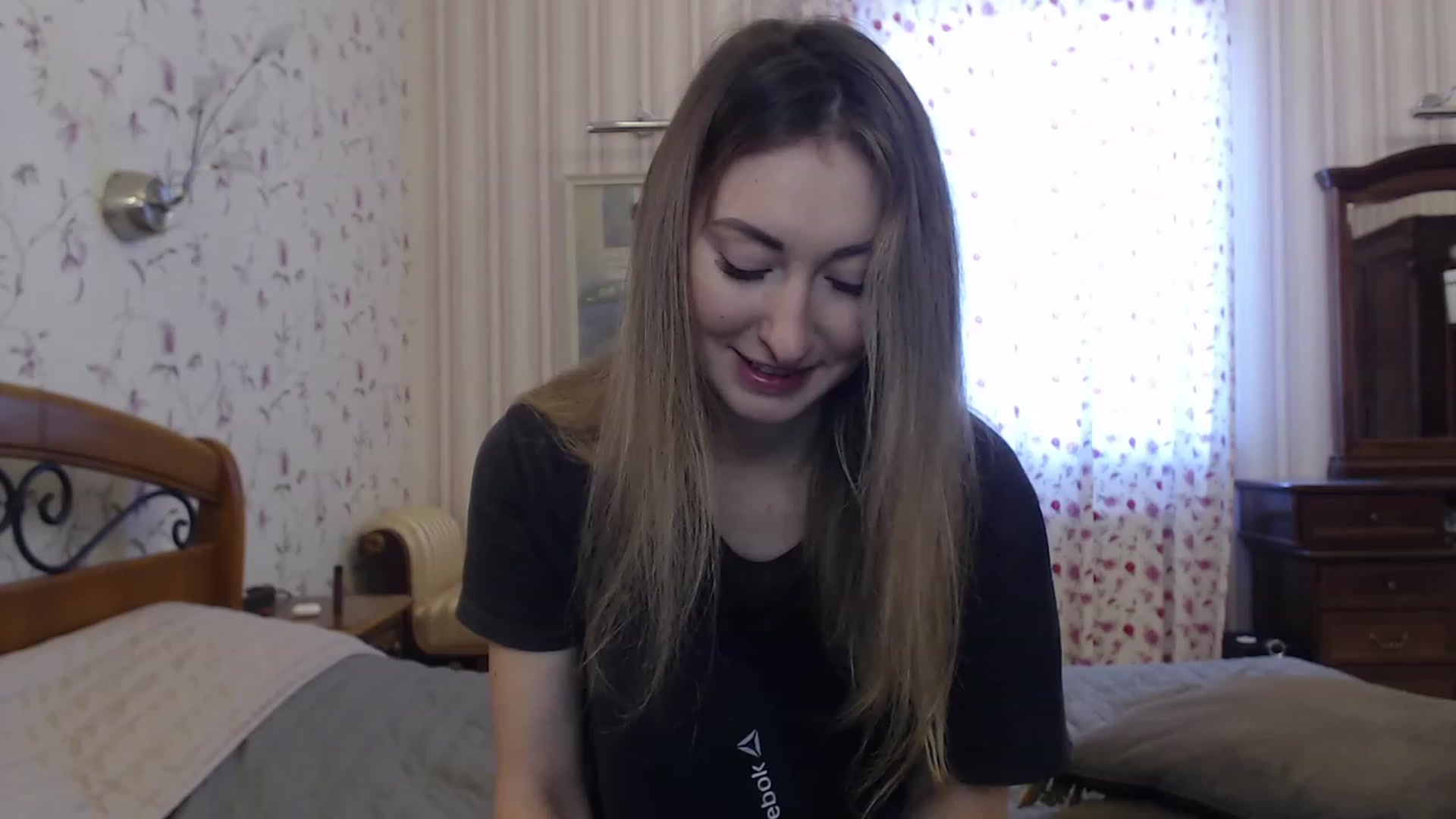 Gallery image thumbnail from Veronica_4u's myfreecams stream on, 01/30/2023, 09:04 image 6 of 20