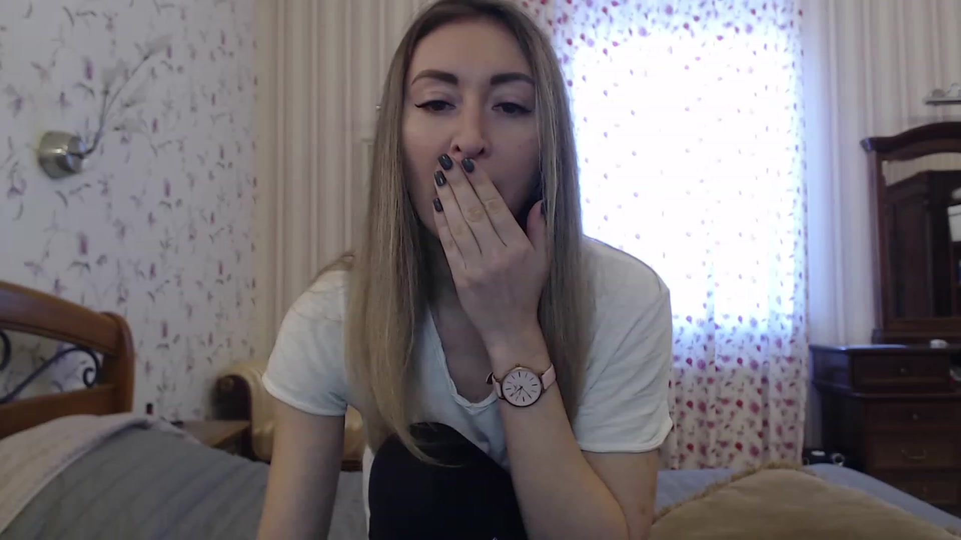 Gallery image thumbnail from Veronica_4u's myfreecams stream on, 02/03/2023, 08:07 image 19 of 20