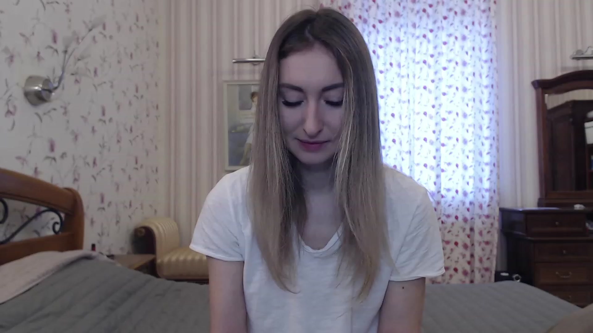 Gallery image thumbnail from Veronica_4u's myfreecams stream on, 02/03/2023, 08:07 image 4 of 20