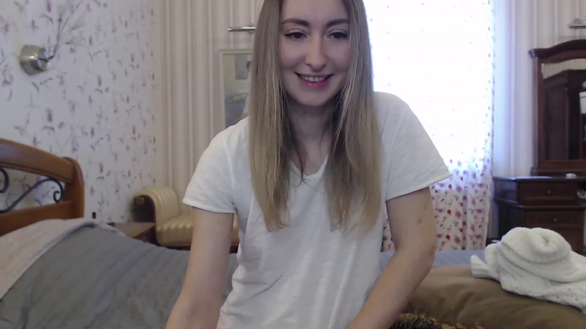 Gallery image thumbnail from Veronica_4u's myfreecams stream on, 02/03/2023, 08:53 image 9 of 20
