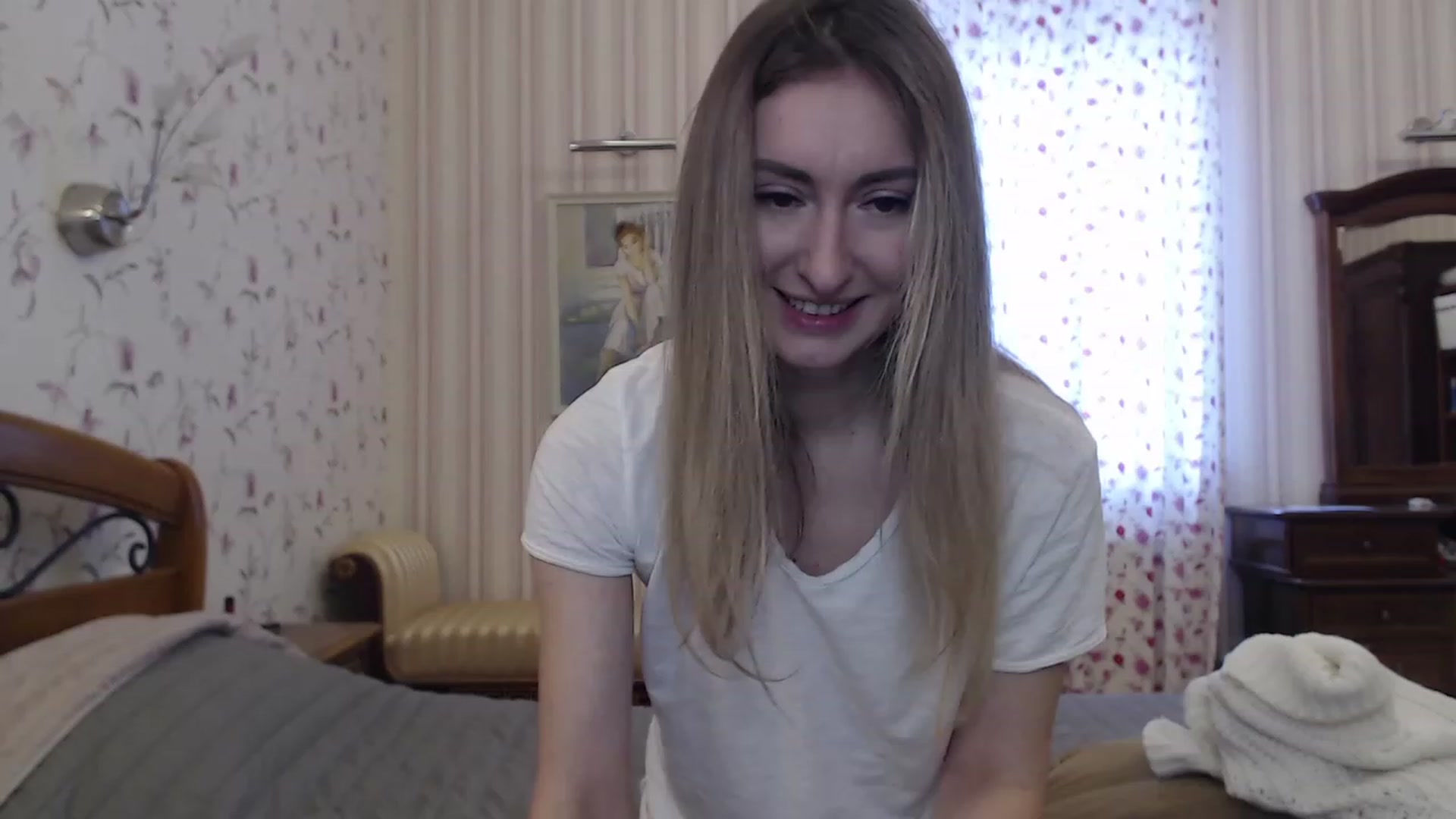 Gallery image thumbnail from Veronica_4u's myfreecams stream on, 02/03/2023, 08:53 image 15 of 20
