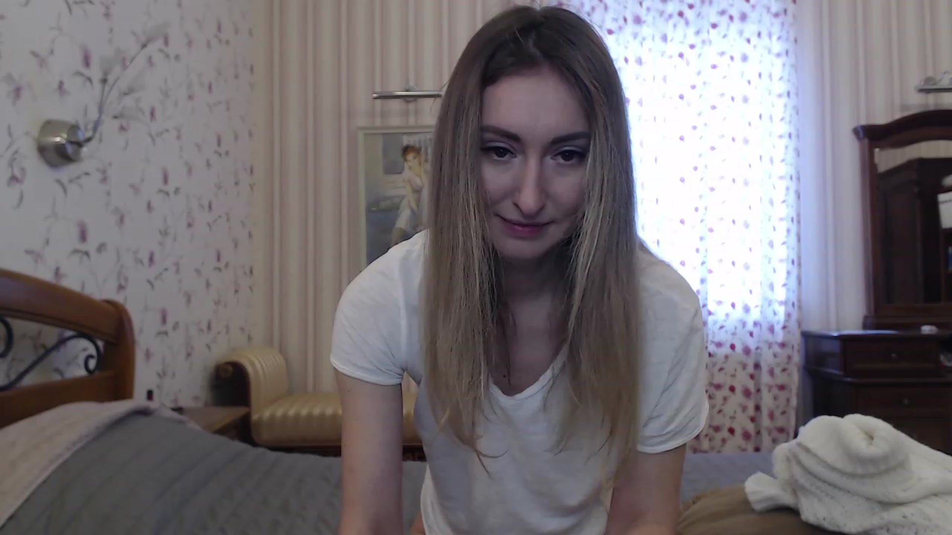 Gallery image thumbnail from Veronica_4u's myfreecams stream on, 02/03/2023, 08:53 image 16 of 20