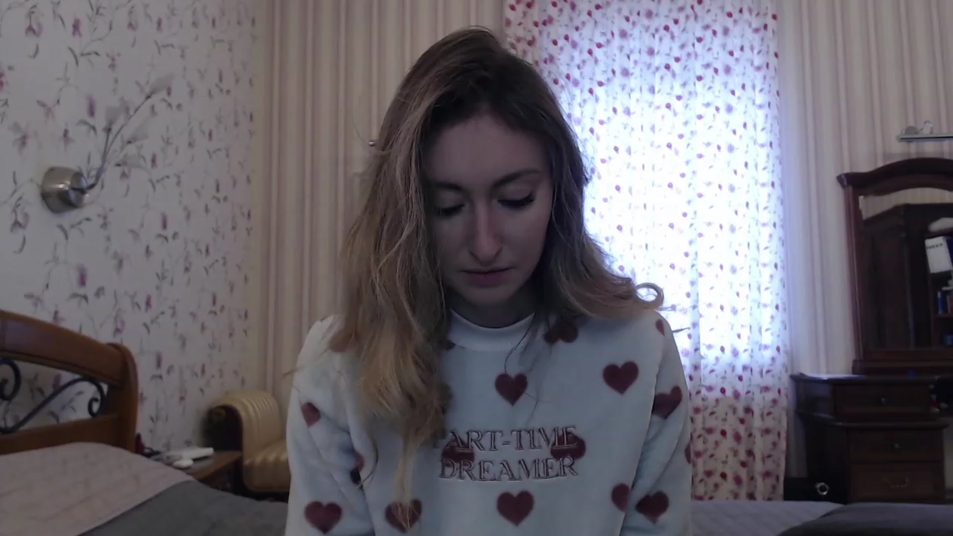 Gallery image thumbnail from Veronica_4u's myfreecams stream on, 02/05/2023, 09:00 image 1 of 20