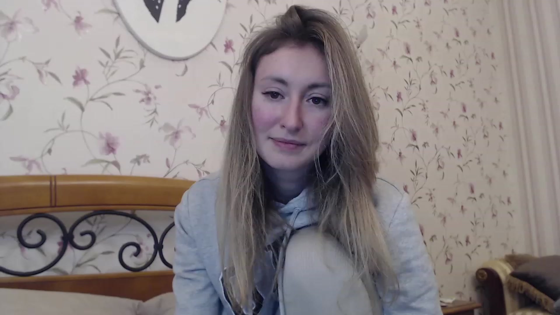 Gallery image thumbnail from Veronica_4u's myfreecams stream on, 02/09/2023, 17:42 image 19 of 20