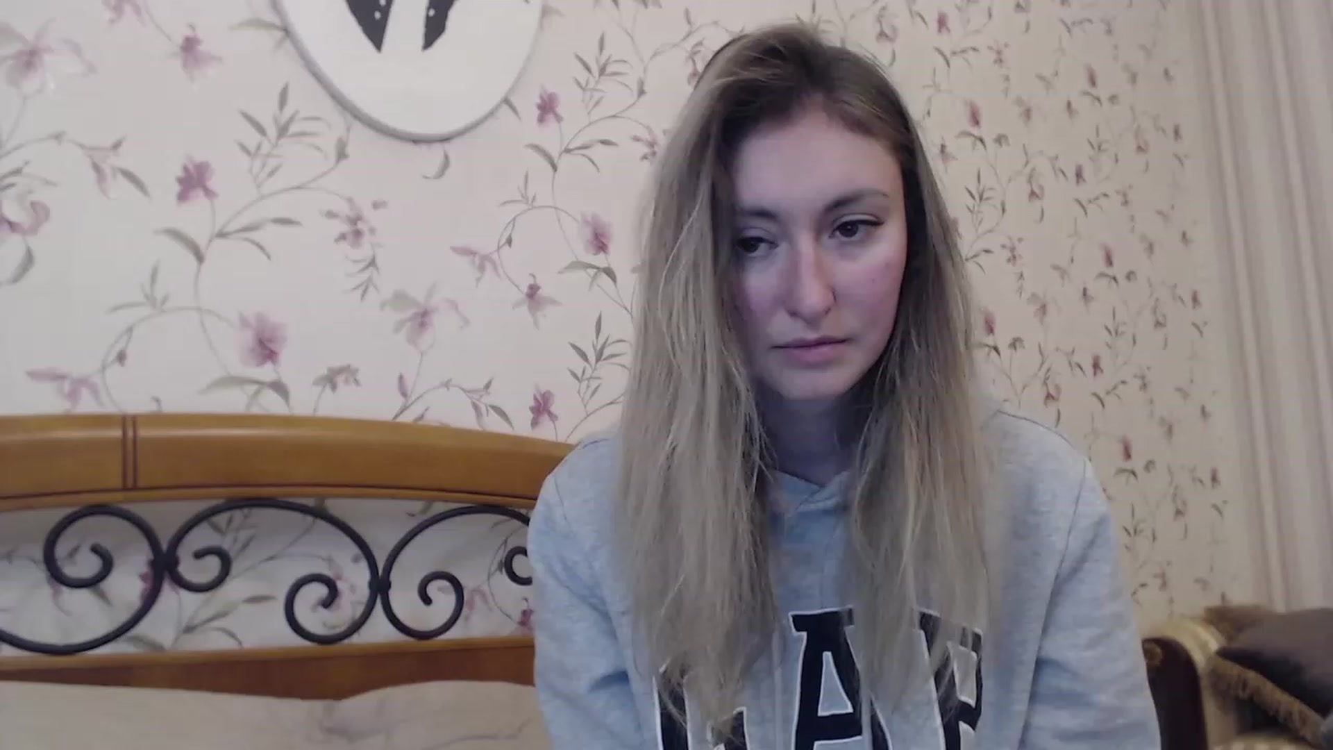Gallery image thumbnail from Veronica_4u's myfreecams stream on, 02/09/2023, 17:42 image 9 of 20