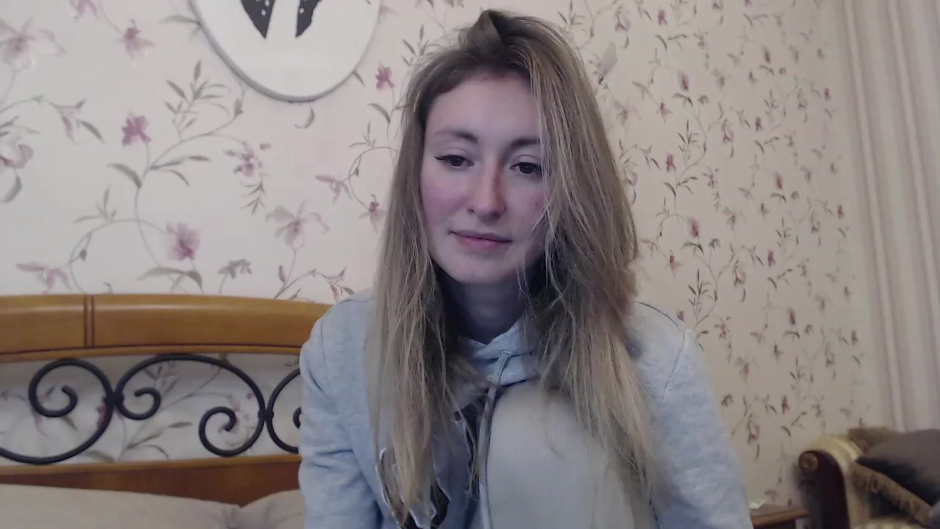 Gallery image thumbnail from Veronica_4u's myfreecams stream on, 02/09/2023, 17:42 image 20 of 20