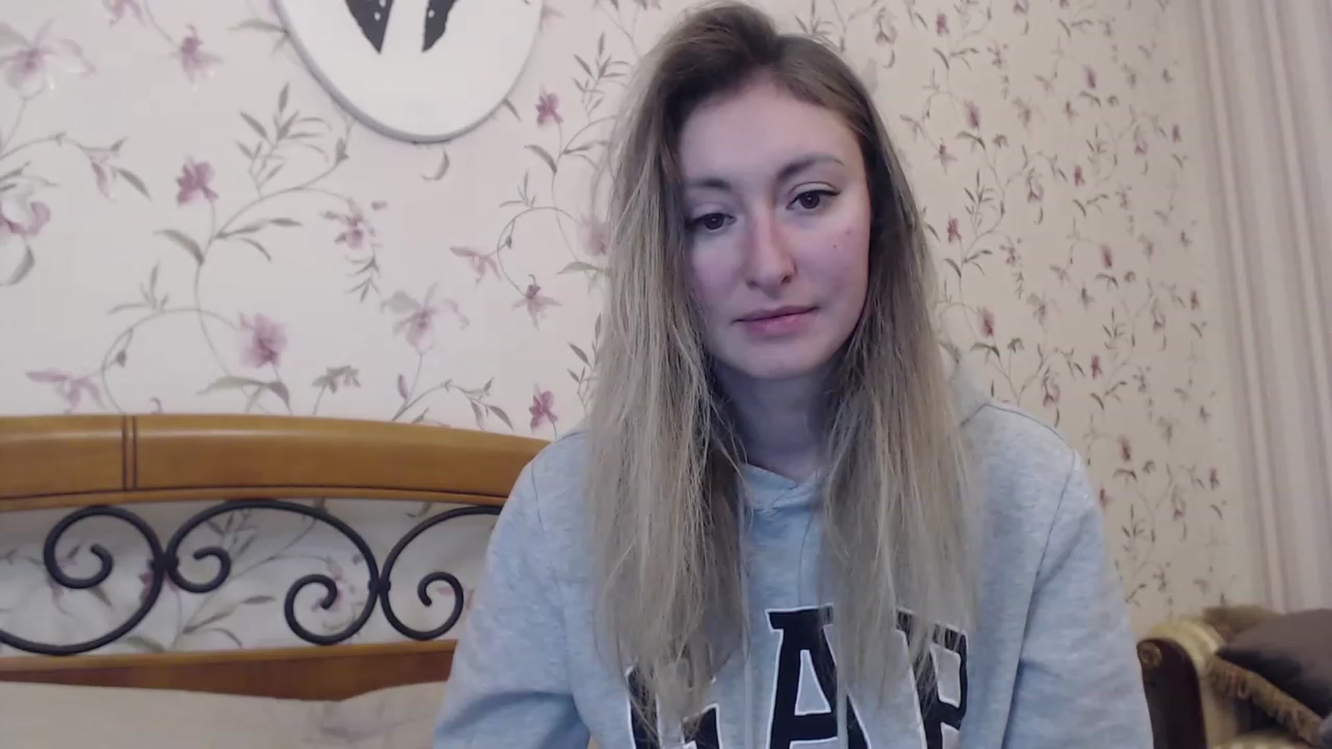 Gallery image thumbnail from Veronica_4u's myfreecams stream on, 02/09/2023, 17:42 image 2 of 20
