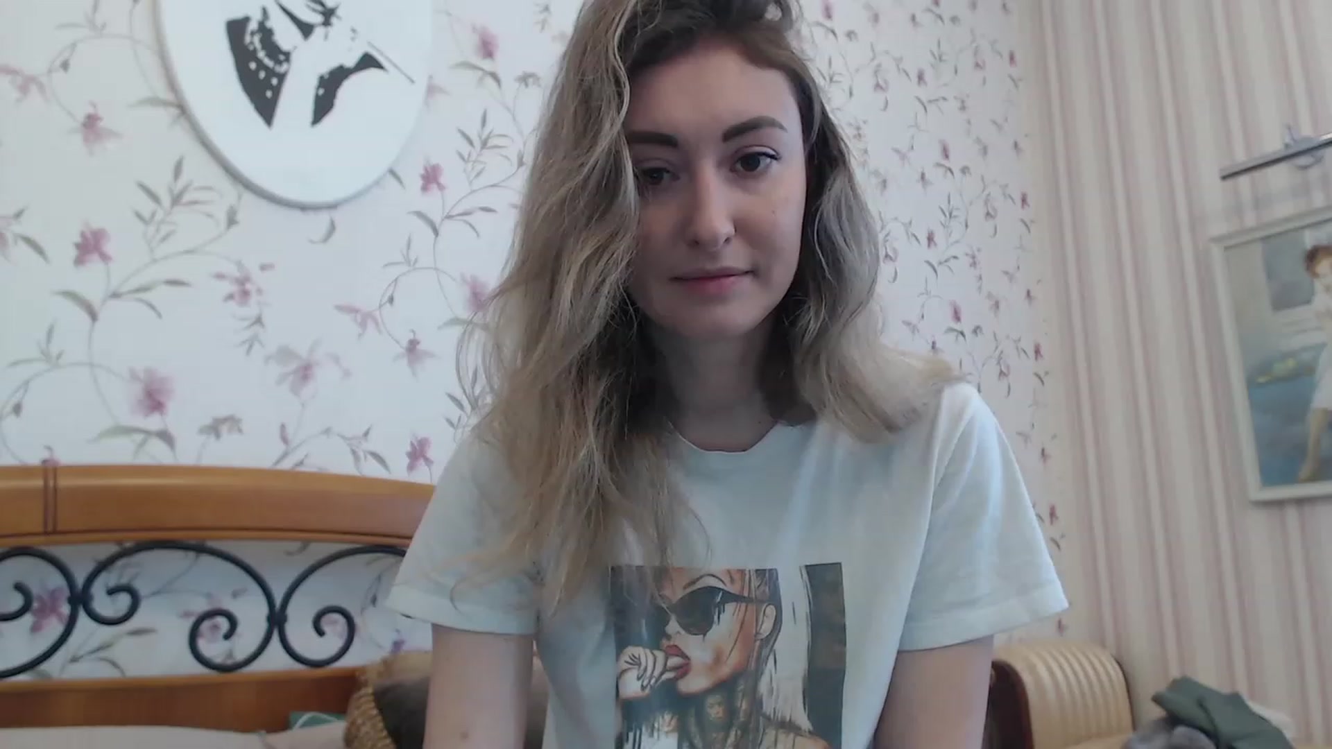 Gallery image thumbnail from Veronica_4u's myfreecams stream on, 02/12/2023, 08:45 image 12 of 20