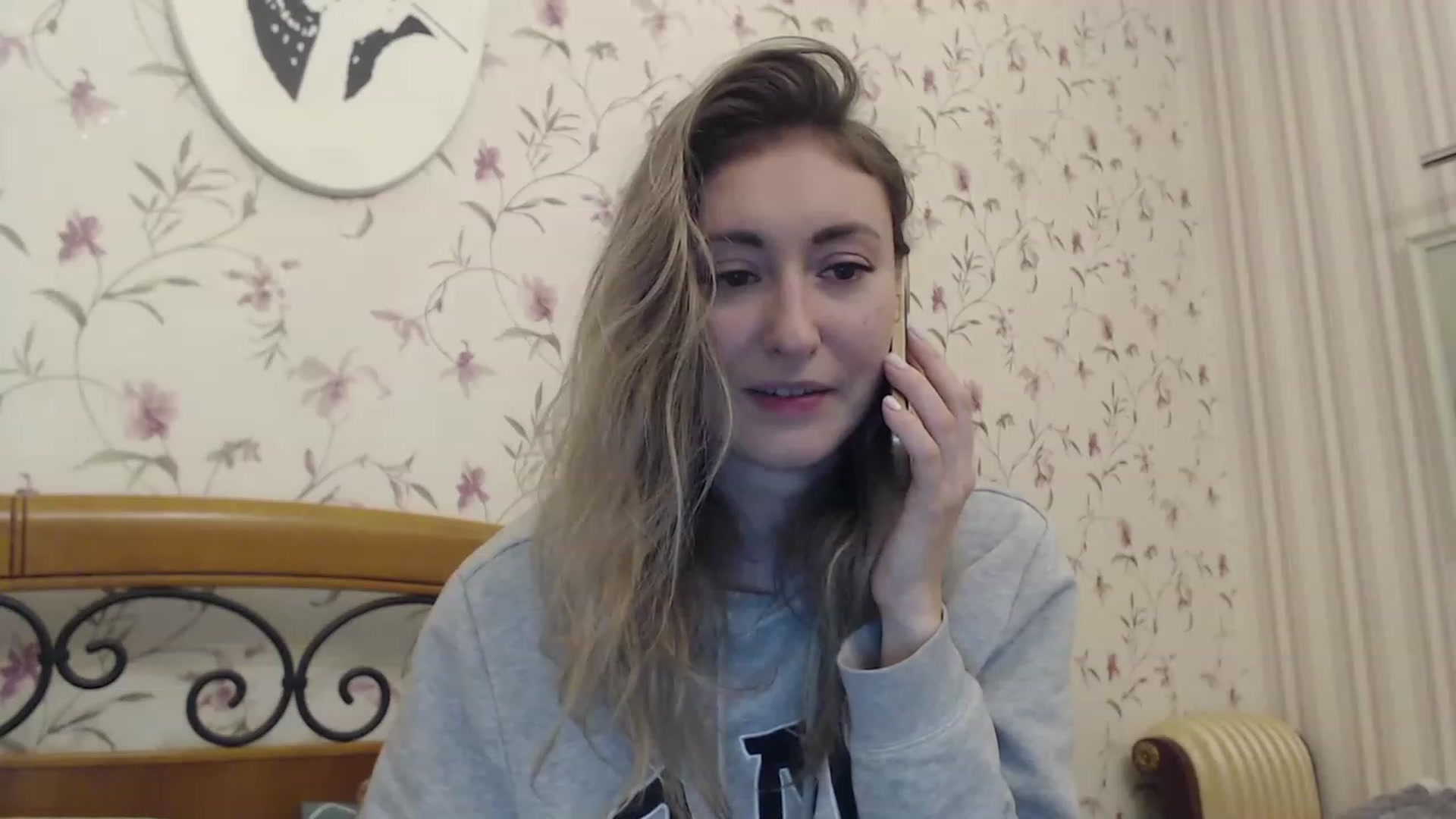 Gallery image thumbnail from Veronica_4u's myfreecams stream on, 02/12/2023, 16:23 image 9 of 20