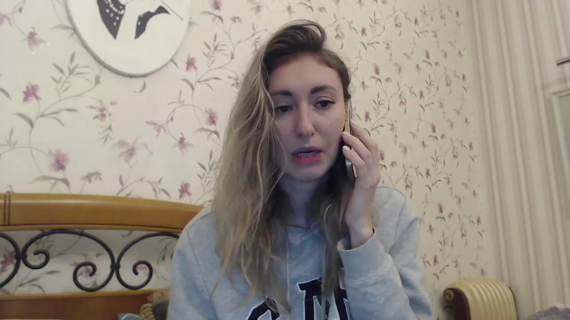 Gallery image thumbnail from Veronica_4u's myfreecams stream on, 02/12/2023, 16:23 image 12 of 20