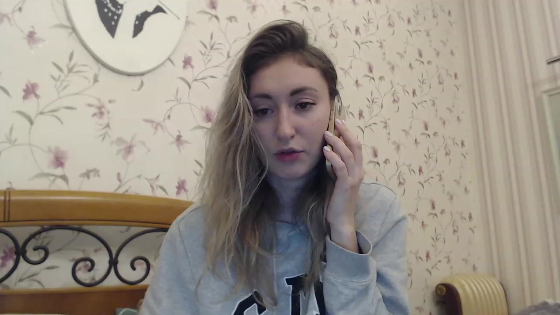 Gallery image thumbnail from Veronica_4u's myfreecams stream on, 02/12/2023, 16:23 image 13 of 20