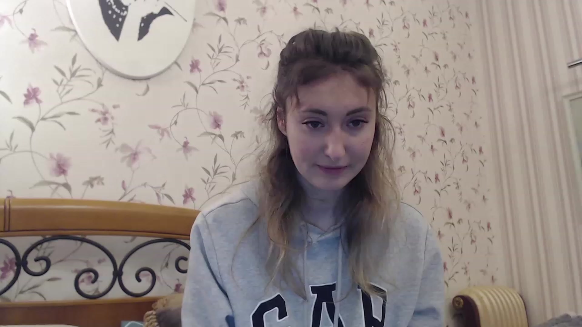 Gallery image thumbnail from Veronica_4u's myfreecams stream on, 02/12/2023, 16:23 image 2 of 20