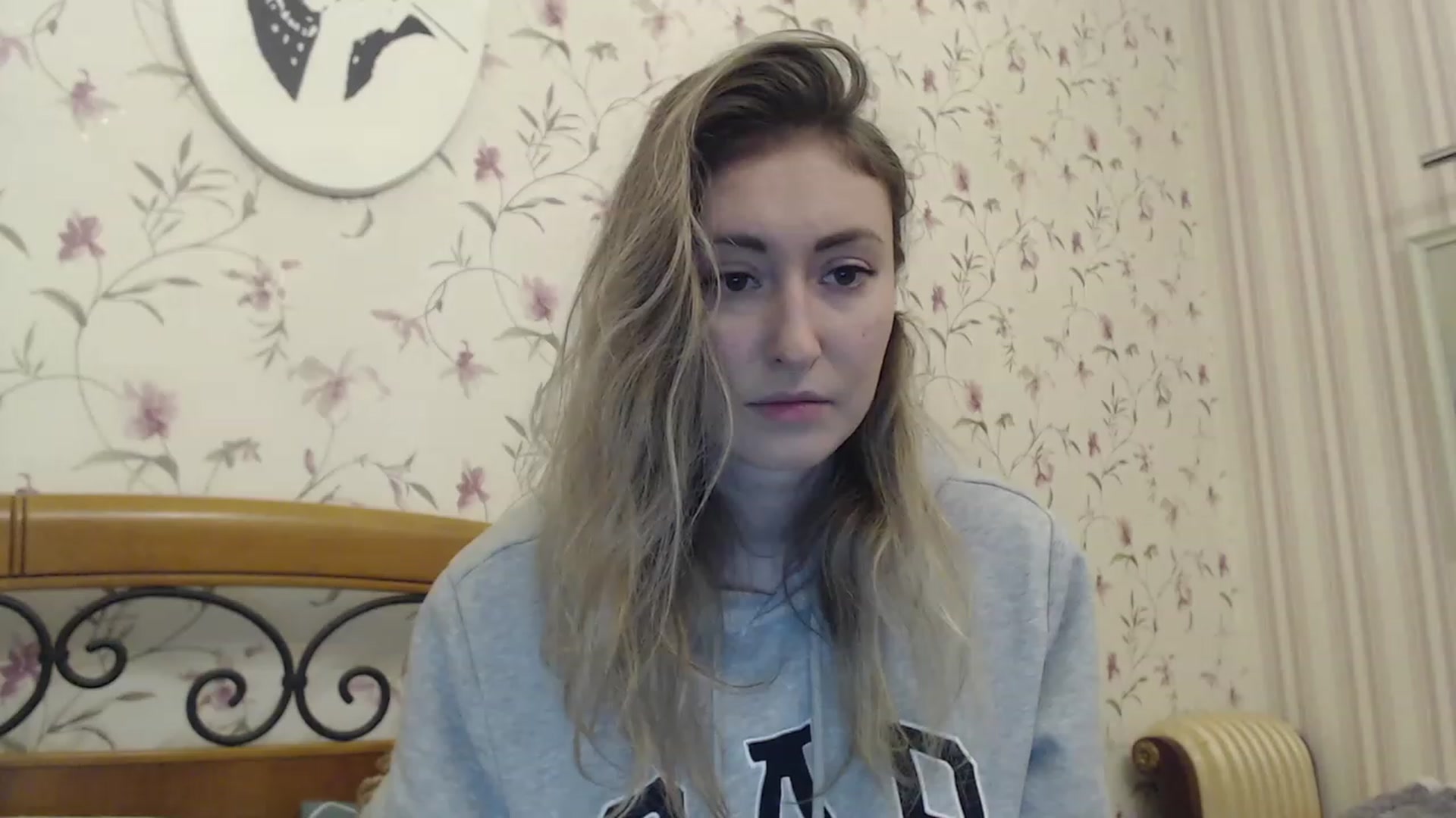 Gallery image thumbnail from Veronica_4u's myfreecams stream on, 02/12/2023, 16:23 image 7 of 20