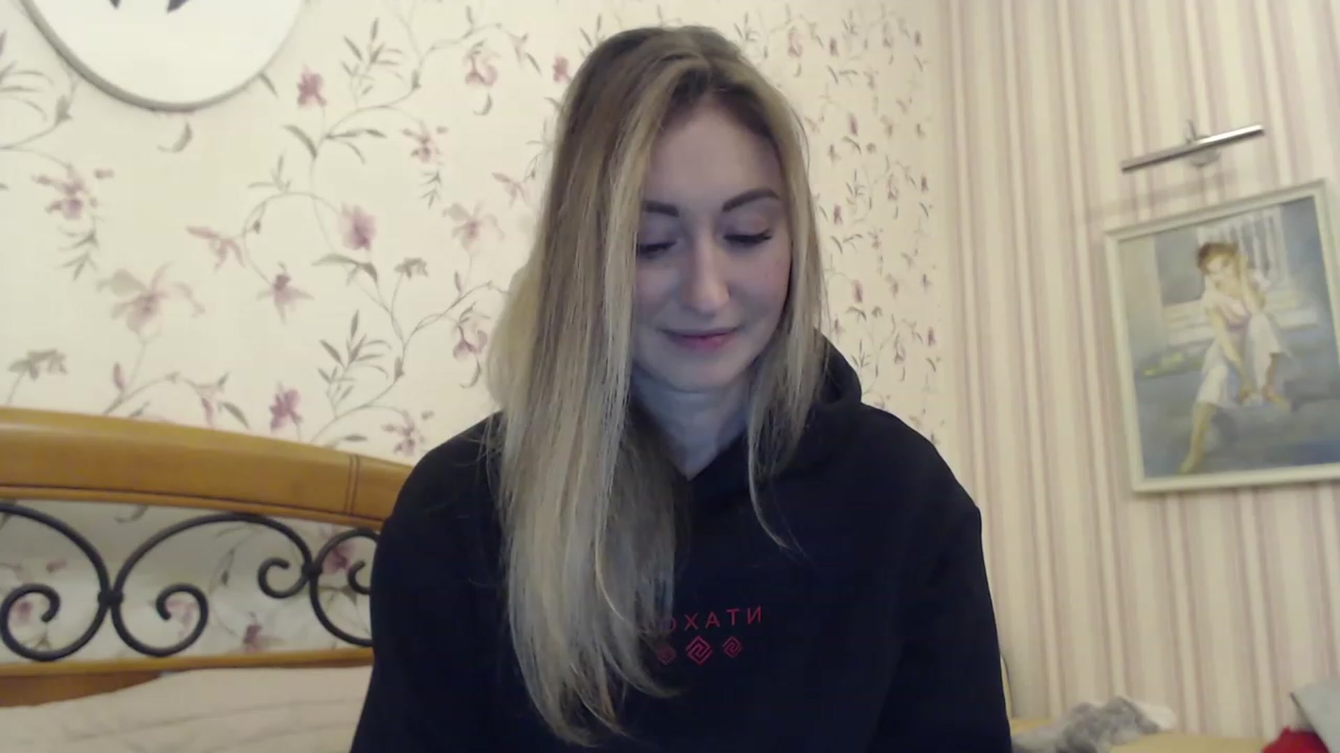 Gallery image thumbnail from Veronica_4u's myfreecams stream on, 02/13/2023, 16:45 image 13 of 20