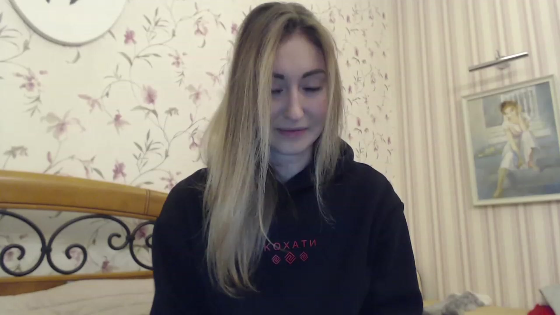 Gallery image thumbnail from Veronica_4u's myfreecams stream on, 02/13/2023, 16:45 image 15 of 20