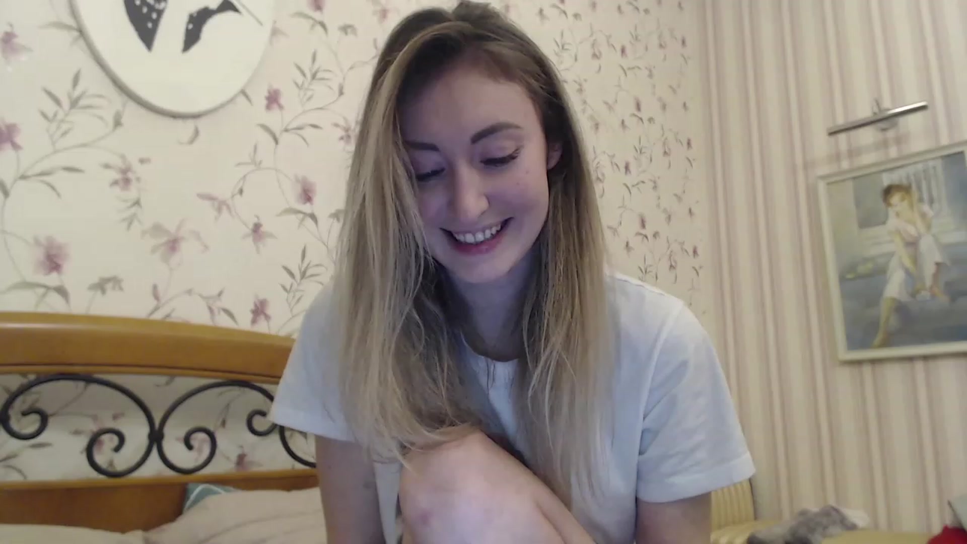 Gallery image thumbnail from Veronica_4u's myfreecams stream on, 02/13/2023, 17:59 image 3 of 20