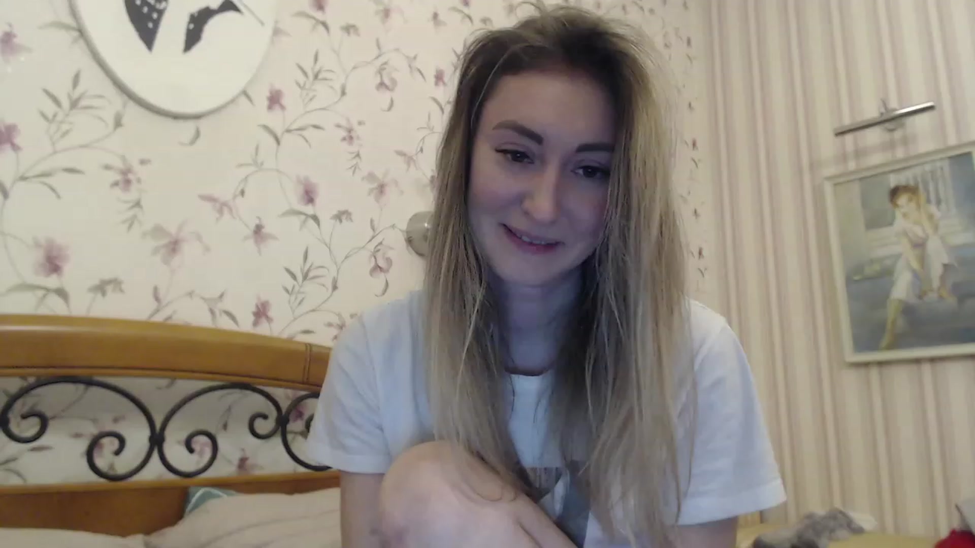 Gallery image thumbnail from Veronica_4u's myfreecams stream on, 02/13/2023, 17:59 image 14 of 20