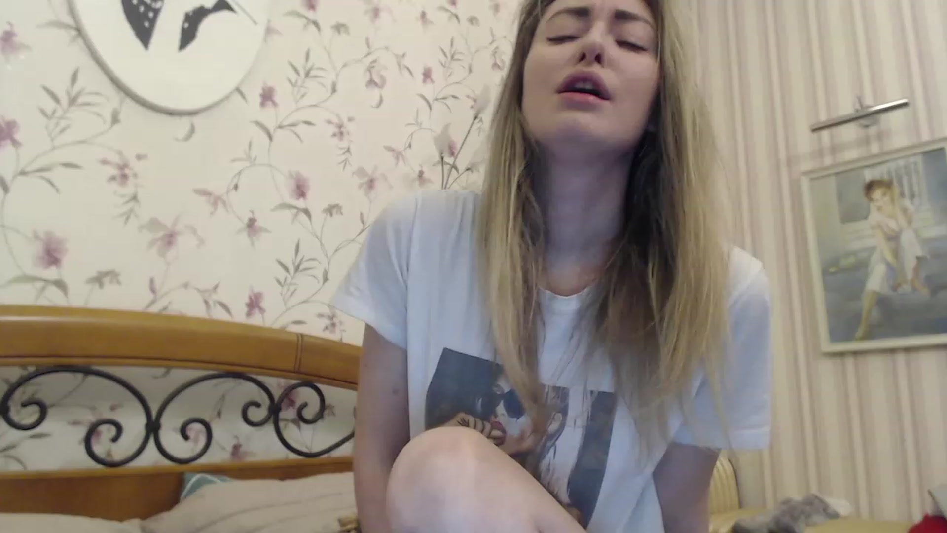 Gallery image thumbnail from Veronica_4u's myfreecams stream on, 02/13/2023, 17:59 image 16 of 20