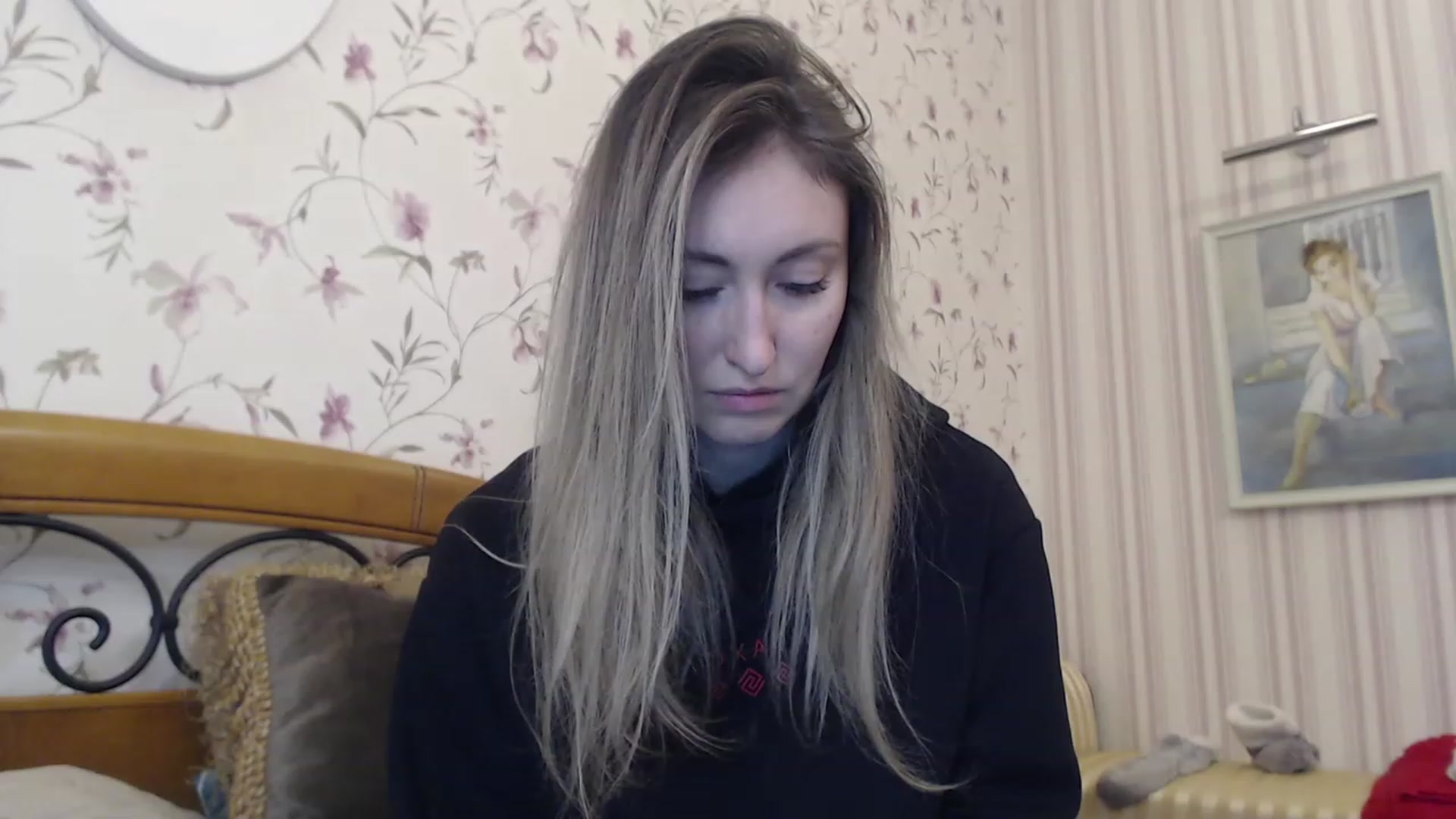 Gallery image thumbnail from Veronica_4u's myfreecams stream on, 02/14/2023, 16:07 image 6 of 20