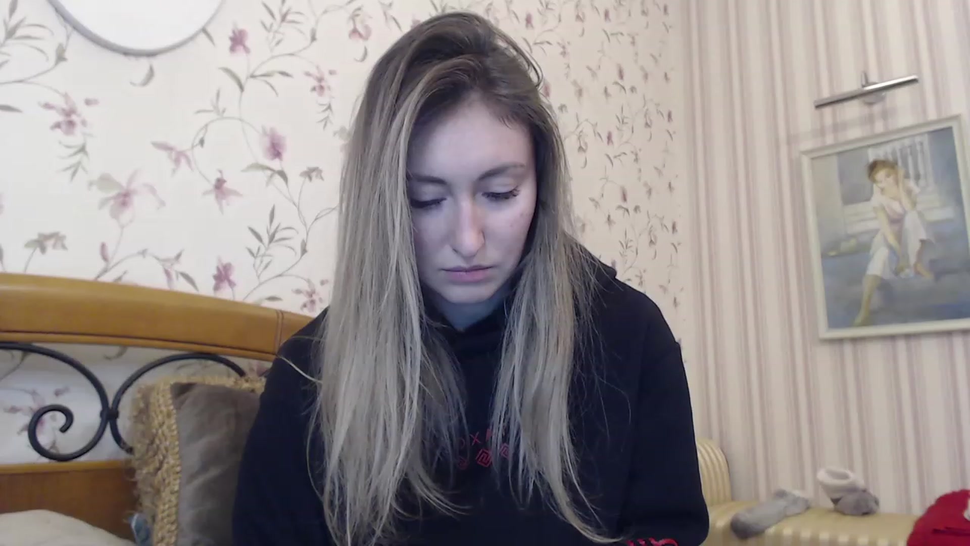 Gallery image thumbnail from Veronica_4u's myfreecams stream on, 02/14/2023, 16:07 image 4 of 20