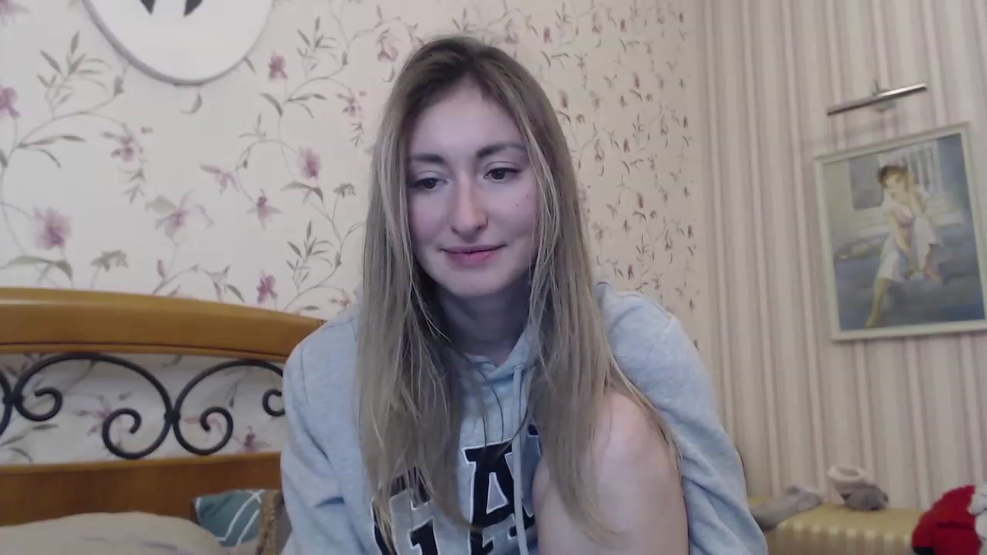 Gallery image thumbnail from Veronica_4u's myfreecams stream on, 02/14/2023, 17:00 image 20 of 20