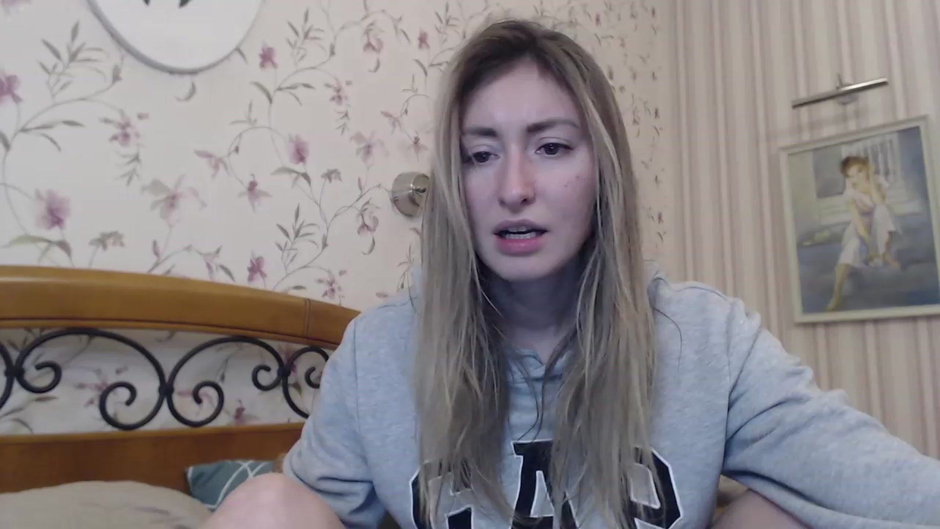 Gallery image thumbnail from Veronica_4u's myfreecams stream on, 02/14/2023, 17:00 image 16 of 20