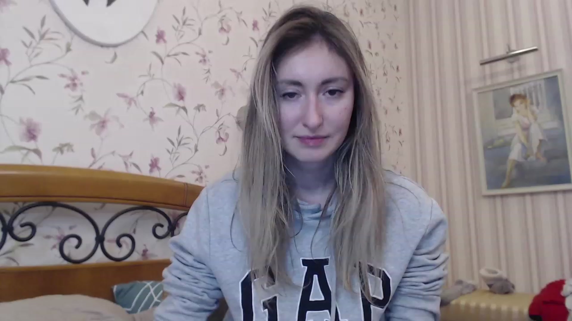 Gallery image thumbnail from Veronica_4u's myfreecams stream on, 02/14/2023, 17:00 image 1 of 20