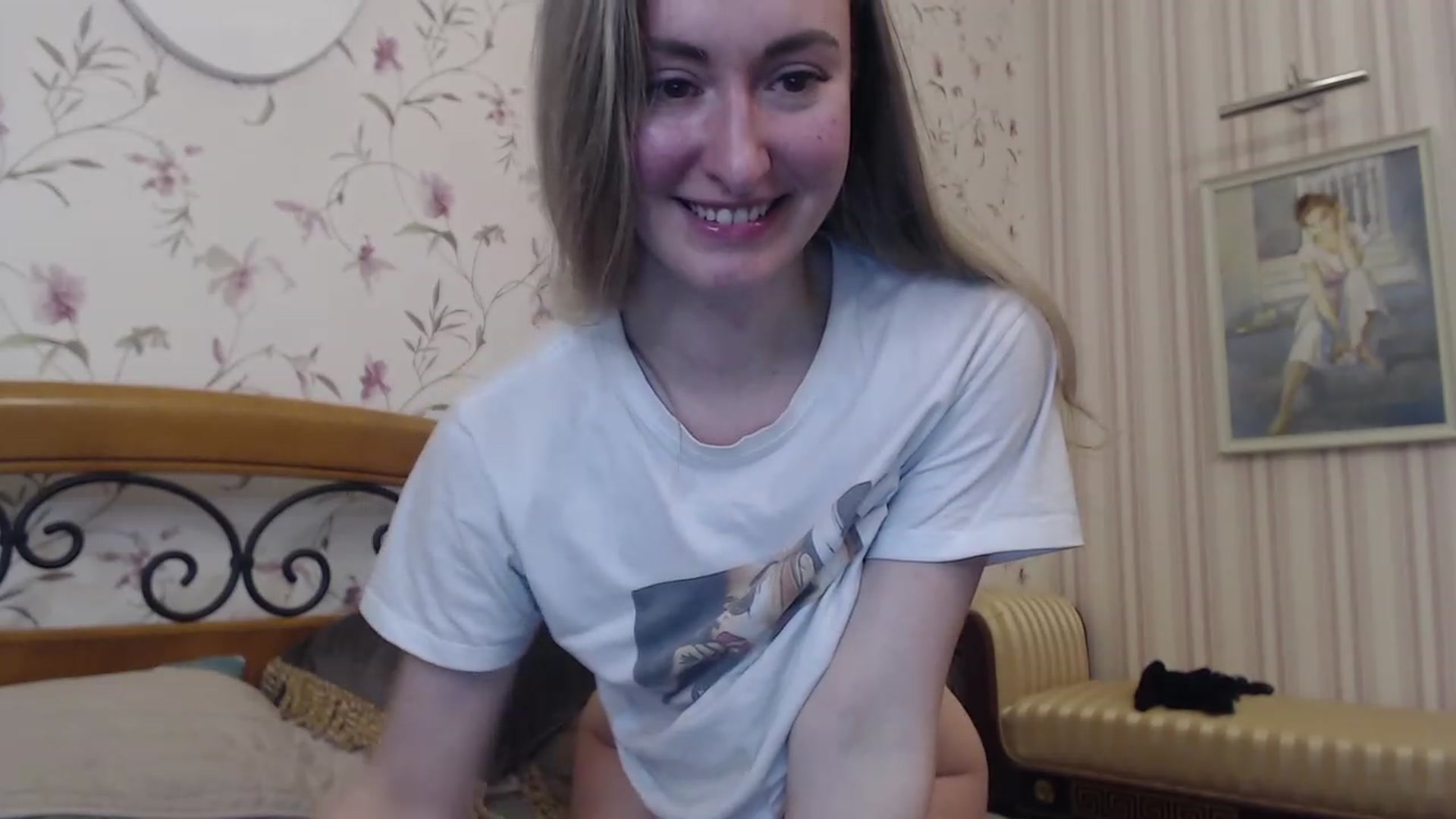 Gallery image thumbnail from Veronica_4u's myfreecams stream on, 02/17/2023, 16:55 image 15 of 20