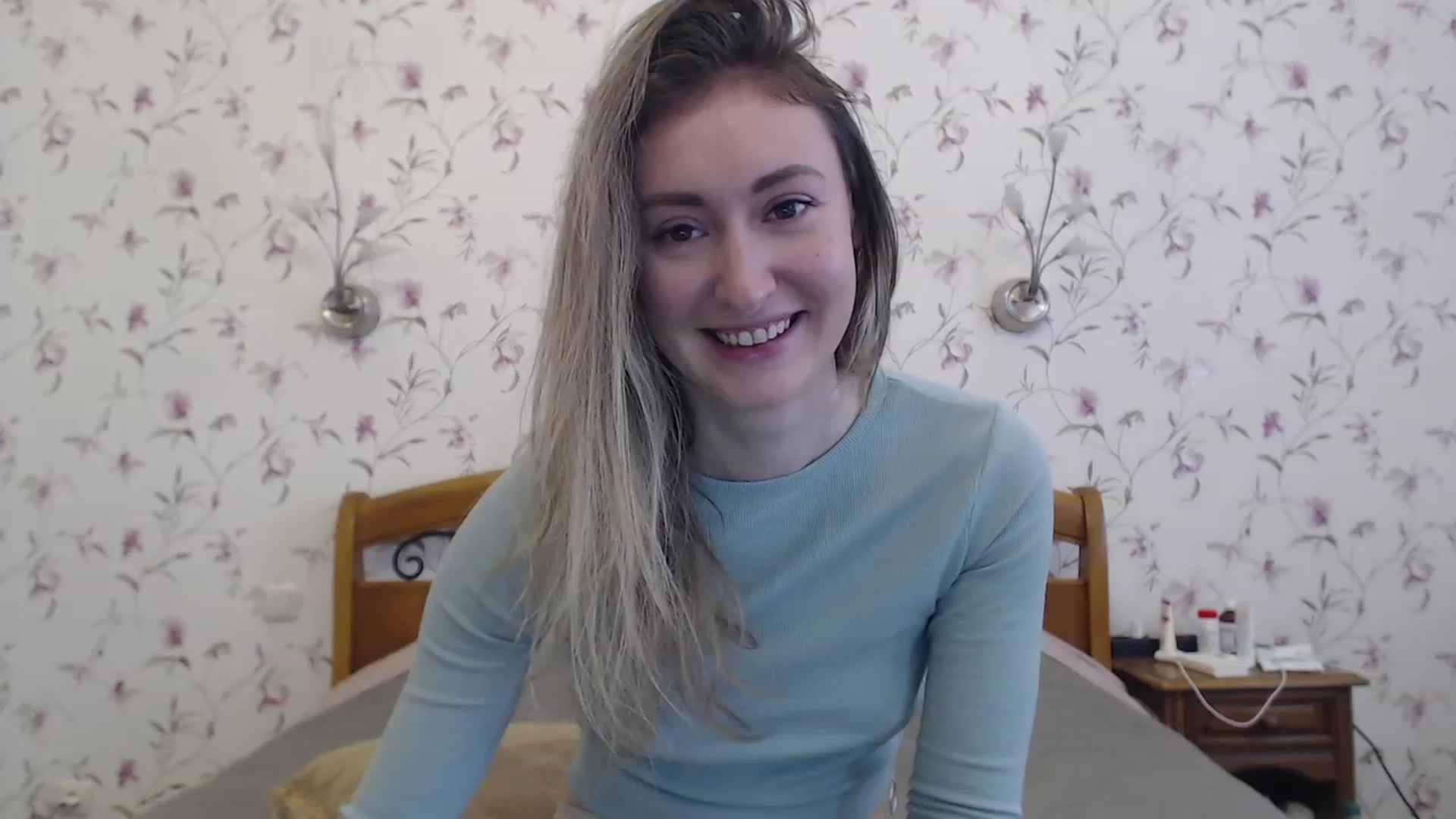 Gallery image thumbnail from Veronica_4u's myfreecams stream on, 02/21/2023, 08:40 image 11 of 20