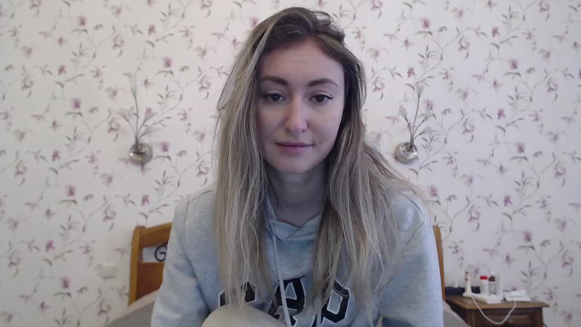 Gallery image thumbnail from Veronica_4u's myfreecams stream on, 02/21/2023, 08:40 image 20 of 20