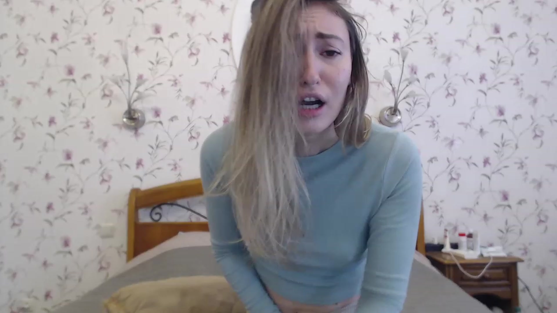 Gallery image thumbnail from Veronica_4u's myfreecams stream on, 02/21/2023, 08:40 image 13 of 20