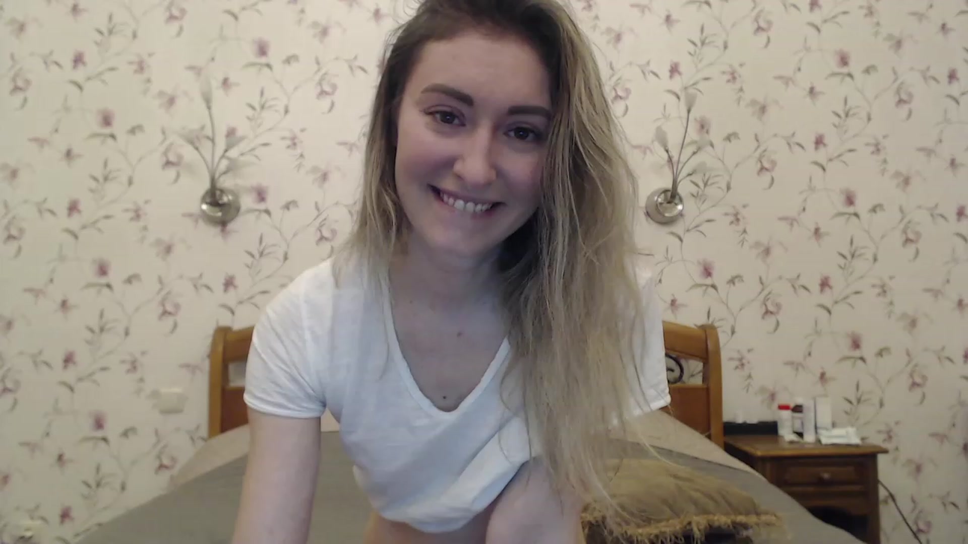 Gallery image thumbnail from Veronica_4u's myfreecams stream on, 02/25/2023, 18:08 image 9 of 20