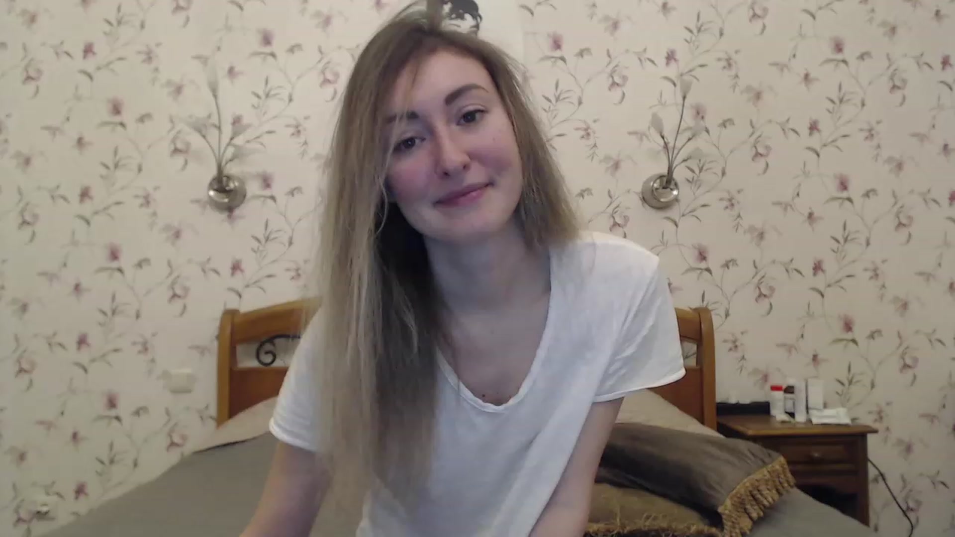 Gallery image thumbnail from Veronica_4u's myfreecams stream on, 02/26/2023, 16:54 image 8 of 20