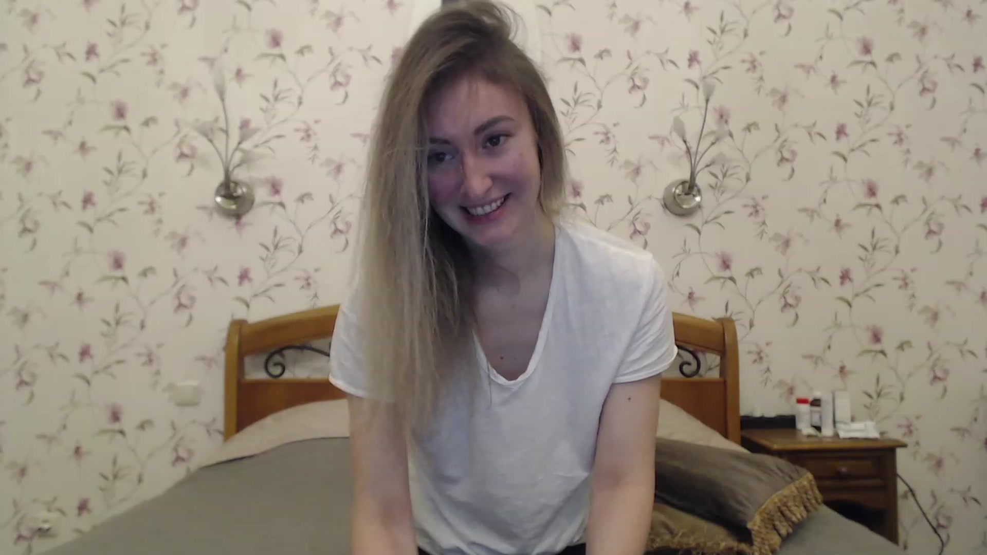 Gallery image thumbnail from Veronica_4u's myfreecams stream on, 02/26/2023, 16:54 image 16 of 20
