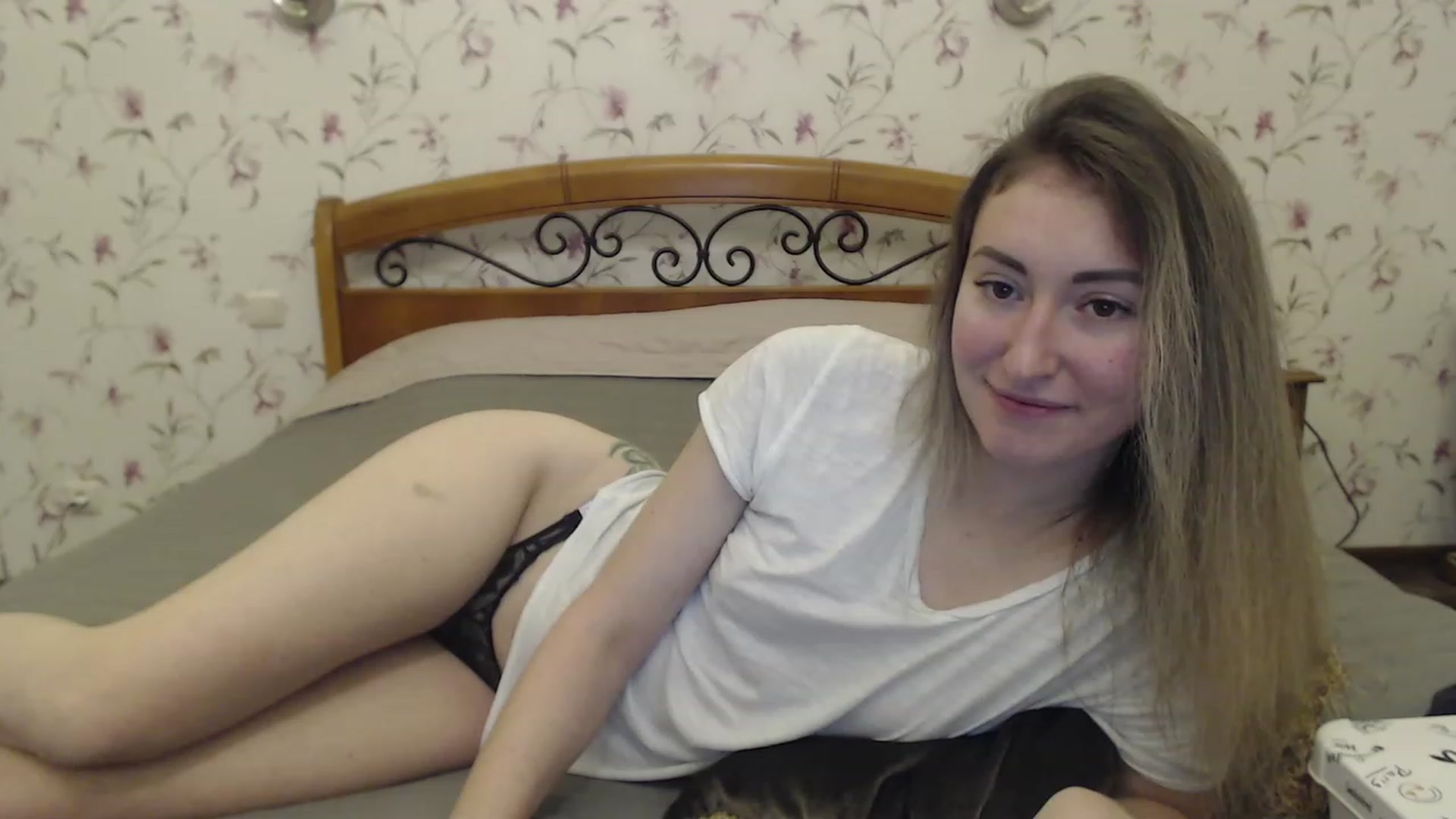 Gallery image thumbnail from Veronica_4u's myfreecams stream on, 02/26/2023, 17:58 image 14 of 20