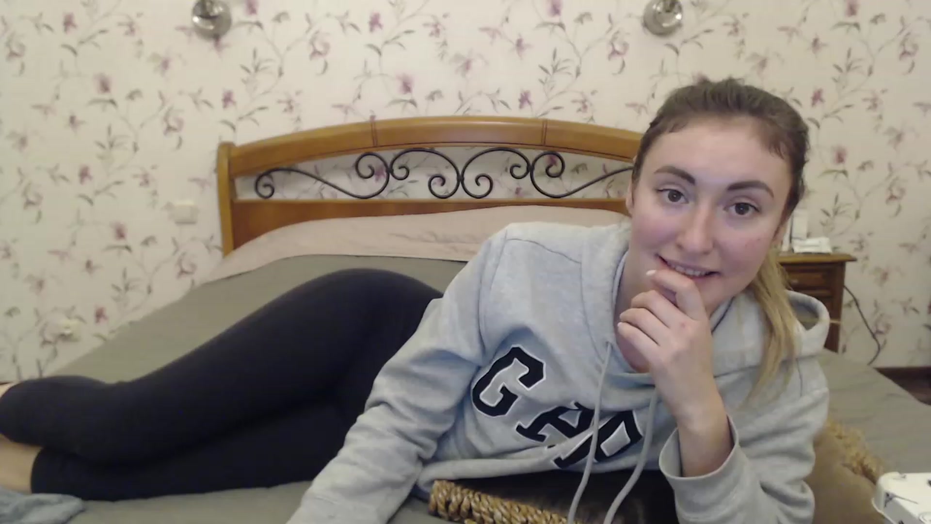 Gallery image thumbnail from Veronica_4u's myfreecams stream on, 02/27/2023, 16:56 image 14 of 20