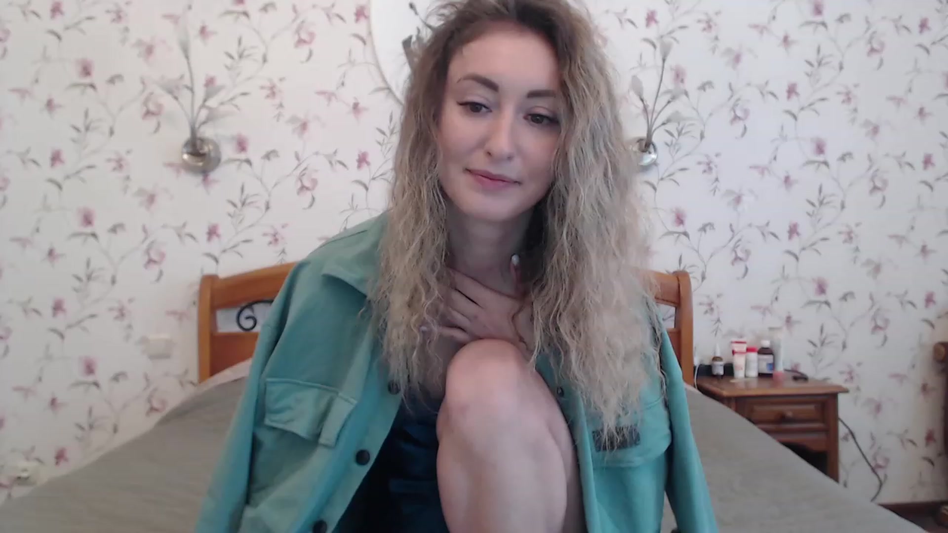 Gallery image thumbnail from Veronica_4u's myfreecams stream on, 03/06/2023, 07:29 image 14 of 20