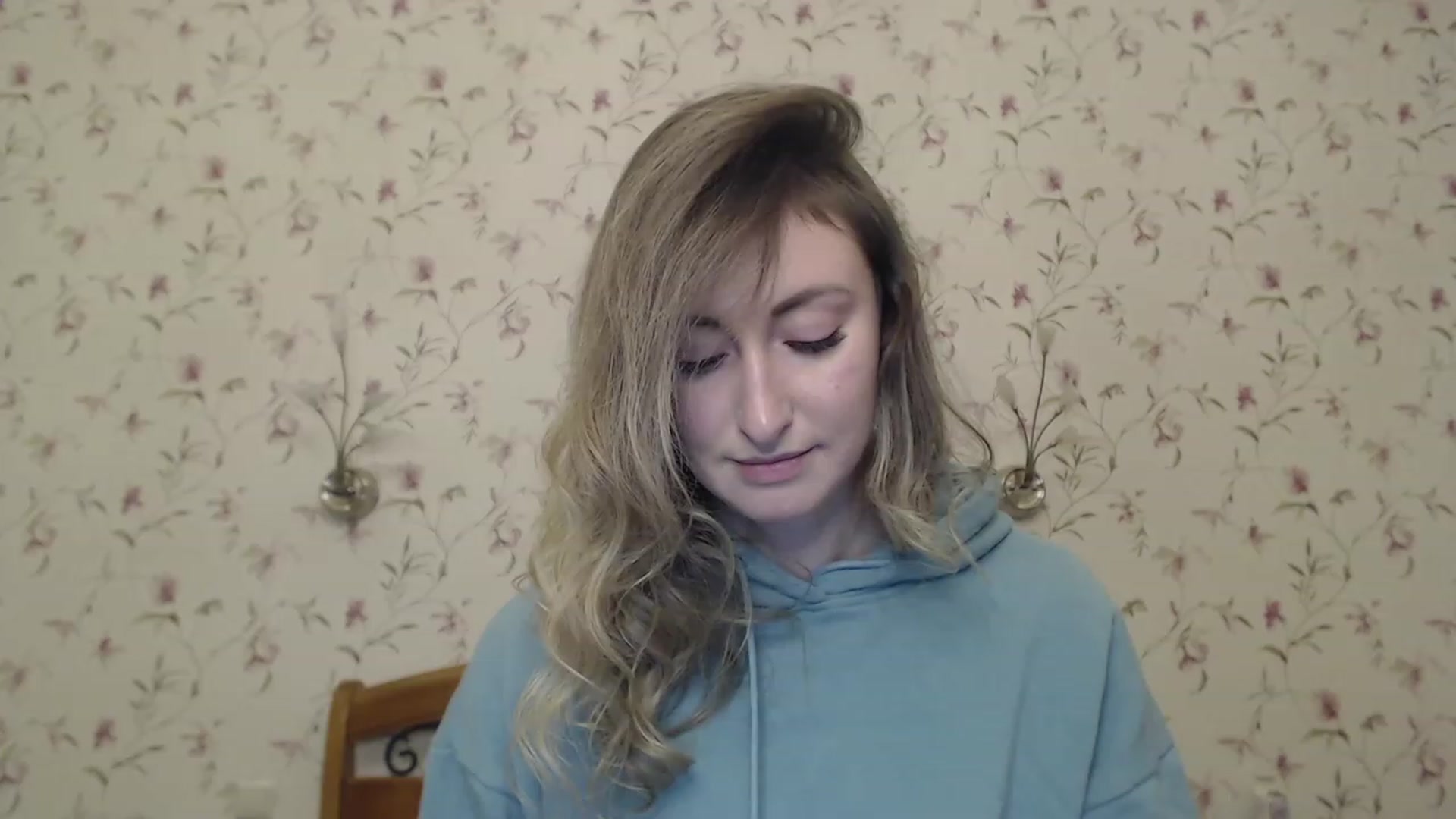 Gallery image thumbnail from Veronica_4u's myfreecams stream on, 03/10/2023, 17:27 image 19 of 20