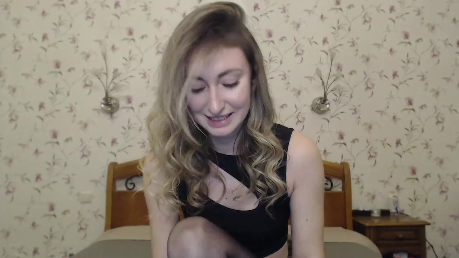 Gallery image thumbnail from Veronica_4u's myfreecams stream on, 03/10/2023, 18:17 image 2 of 20