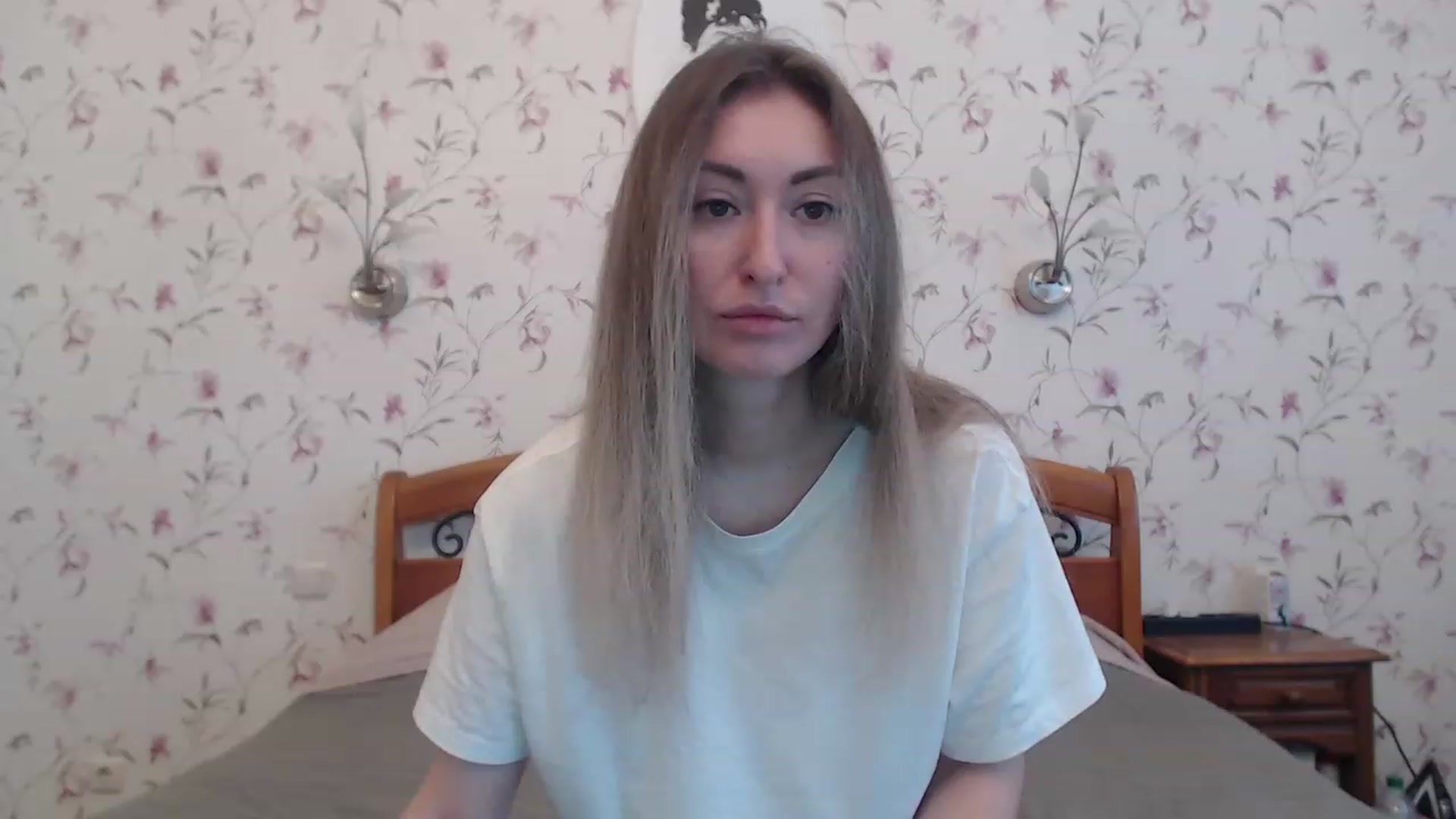 Gallery image thumbnail from Veronica_4u's myfreecams stream on, 03/13/2023, 08:39 image 5 of 20
