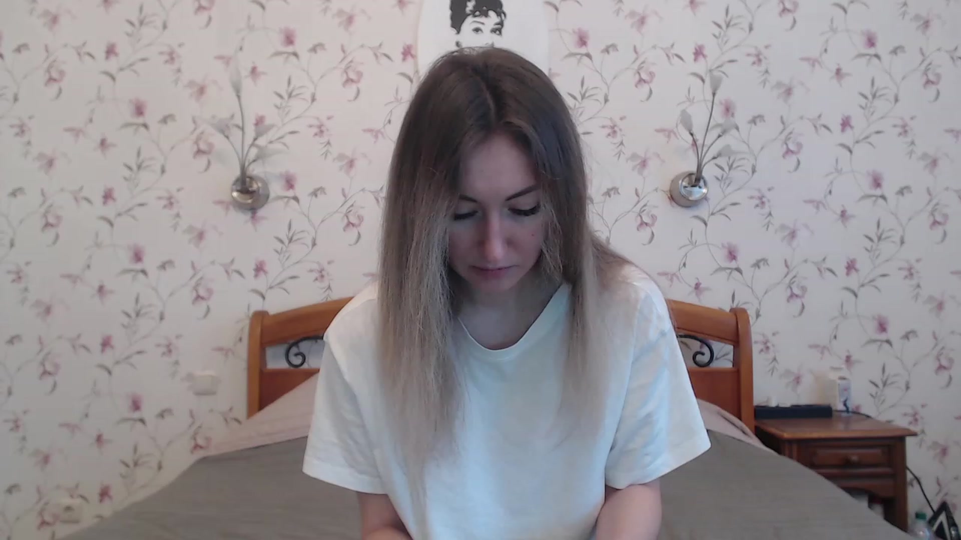 Gallery image thumbnail from Veronica_4u's myfreecams stream on, 03/13/2023, 08:39 image 4 of 20
