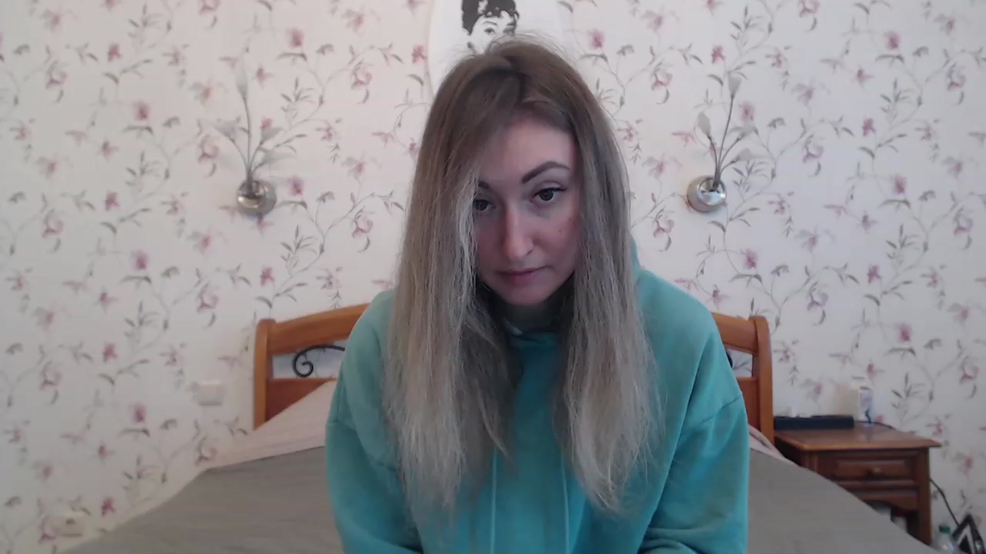 Gallery image thumbnail from Veronica_4u's myfreecams stream on, 03/13/2023, 08:39 image 9 of 20
