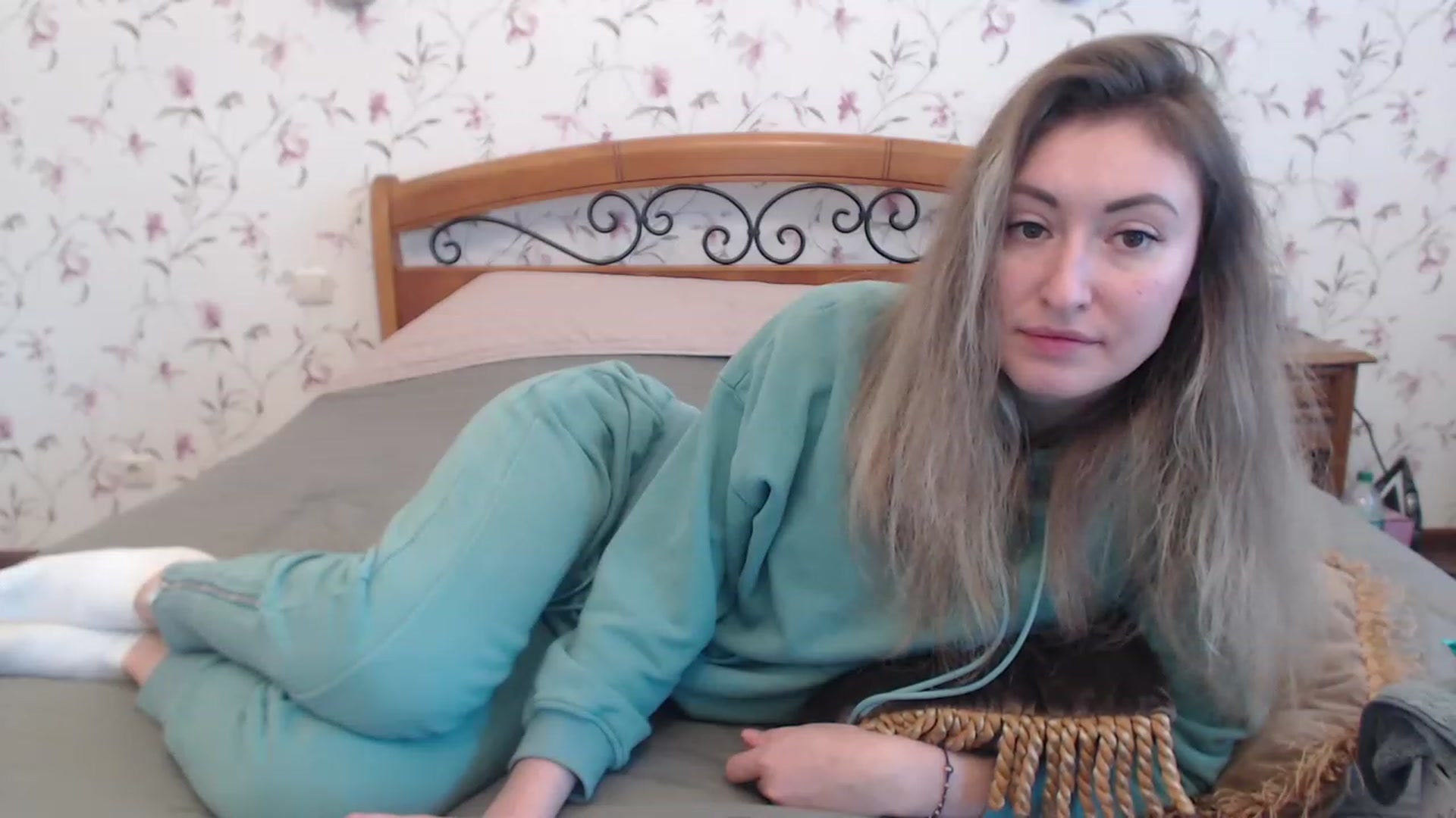Gallery image thumbnail from Veronica_4u's myfreecams stream on, 03/13/2023, 08:39 image 13 of 20
