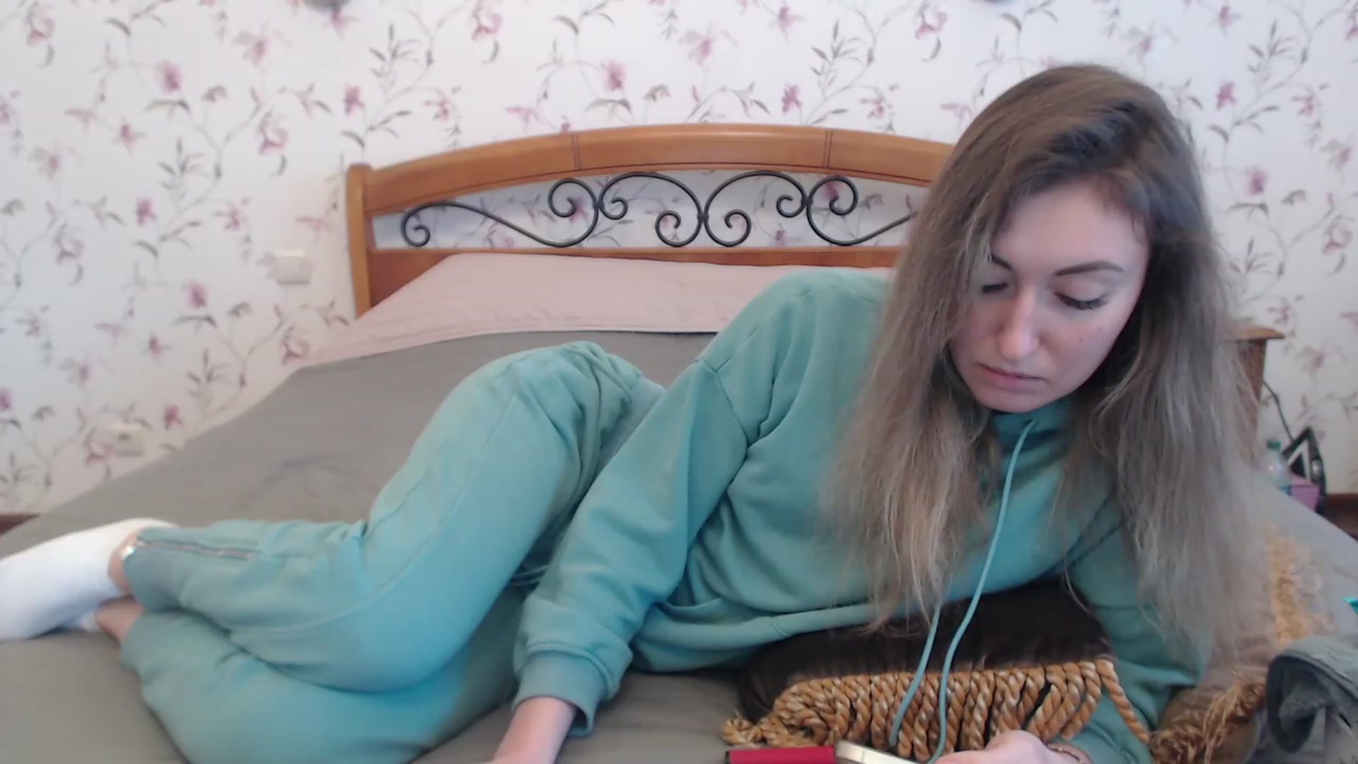Gallery image thumbnail from Veronica_4u's myfreecams stream on, 03/13/2023, 08:39 image 18 of 20