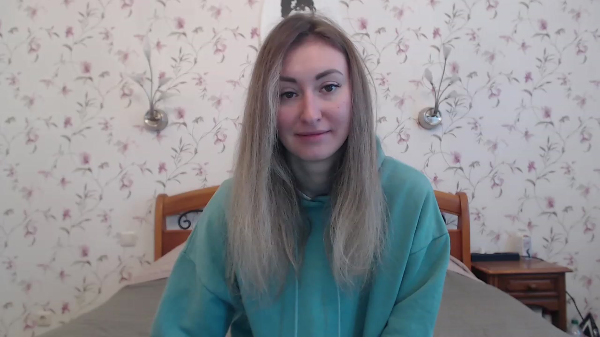Gallery image thumbnail from Veronica_4u's myfreecams stream on, 03/13/2023, 08:39 image 8 of 20