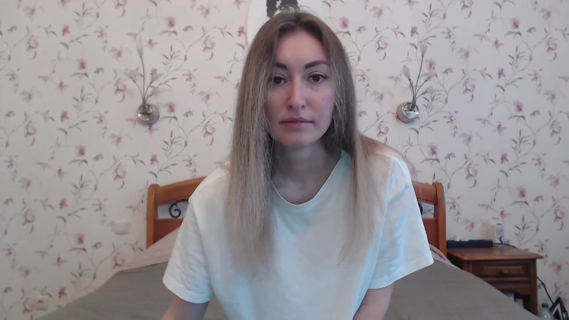 Gallery image thumbnail from Veronica_4u's myfreecams stream on, 03/13/2023, 08:39 image 3 of 20