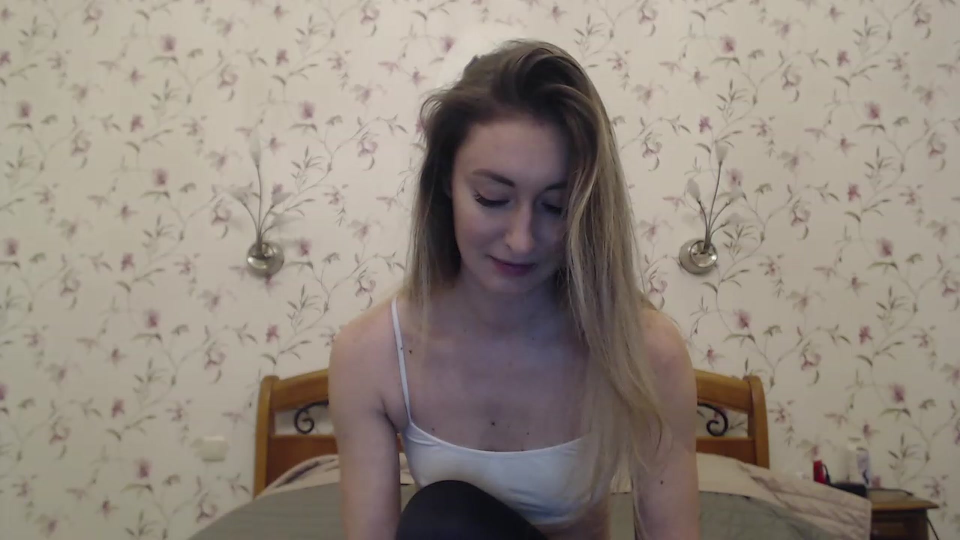 Gallery image thumbnail from Veronica_4u's myfreecams stream on, 03/15/2023, 16:32 image 13 of 20