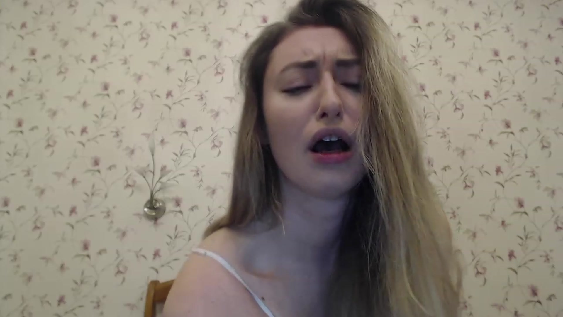 Gallery image thumbnail from Veronica_4u's myfreecams stream on, 03/15/2023, 16:32 image 10 of 20