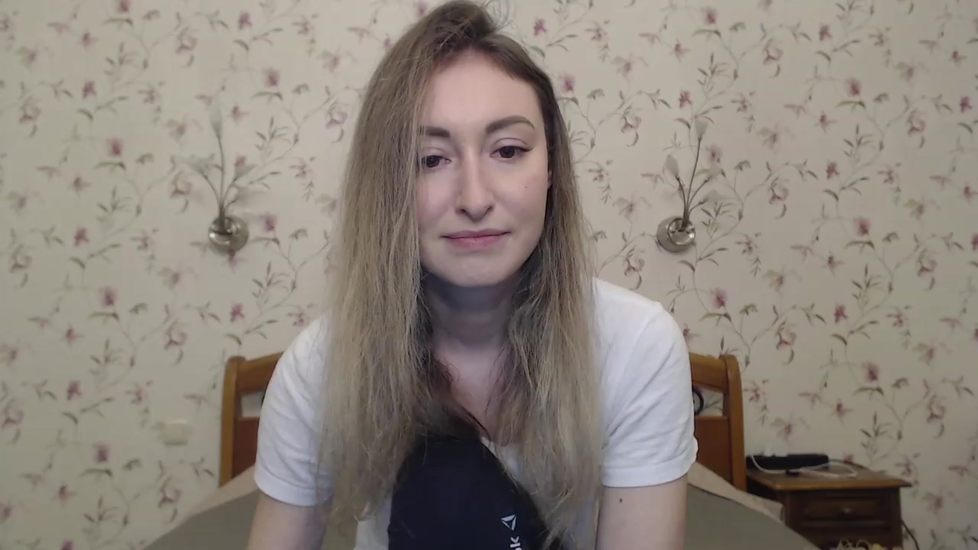 Gallery image thumbnail from Veronica_4u's myfreecams stream on, 03/20/2023, 17:26 image 19 of 20